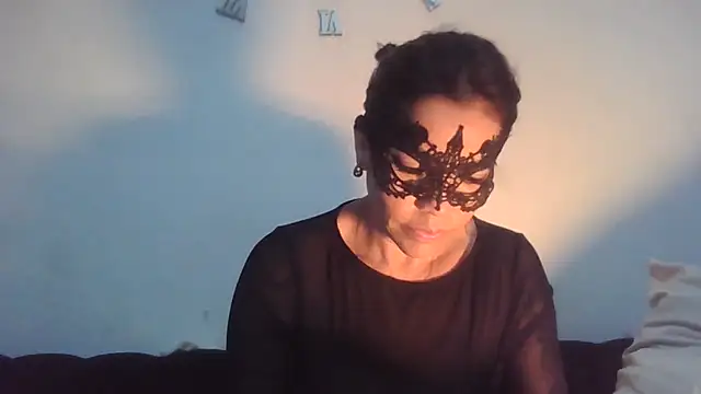 Dolcezzastella online show from February 18, 7:37 am