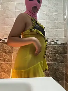 Snapshot of Rabab_Queen chatting on July 9, 1:20 am Rabab Queen online show from July 9, 1:20 am