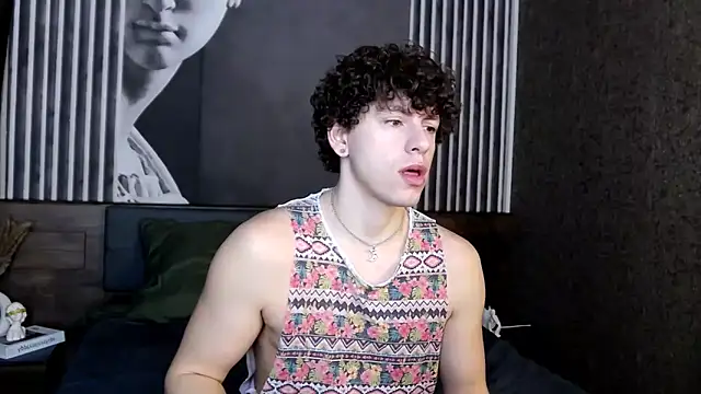 TylerGibson online show from February 18, 3:02 am