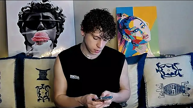 TylerGibson online show from April 2, 6:11 am