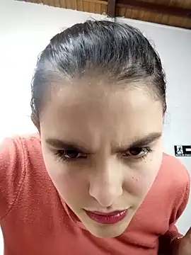 Snapshot of Catalinna_03 chatting on February 24, 12:14 pm Catalinna 03 online show from February 24, 12:14 pm