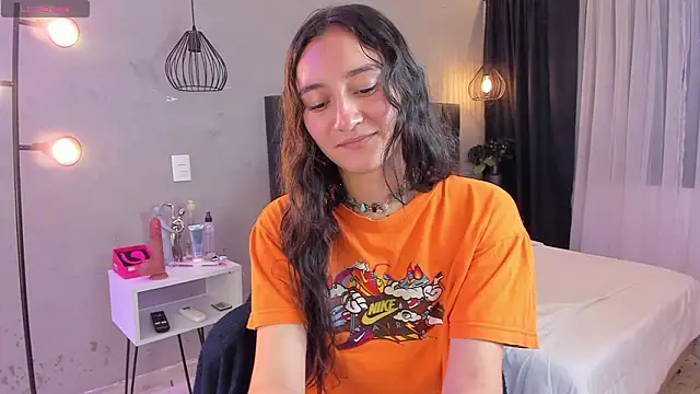 Snapshot of isabella_nowa chatting on February 22, 12:04 pm isabella nowa online show from February 22, 12:04 pm