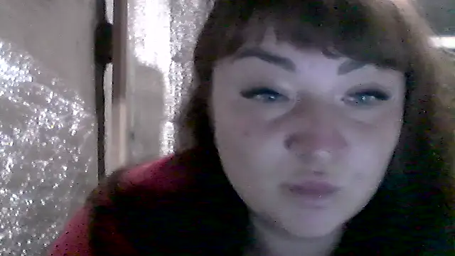 Snapshot of AllinaKis chatting on May 14, 8:37 pm AllinaKis online show from May 14, 8:37 pm