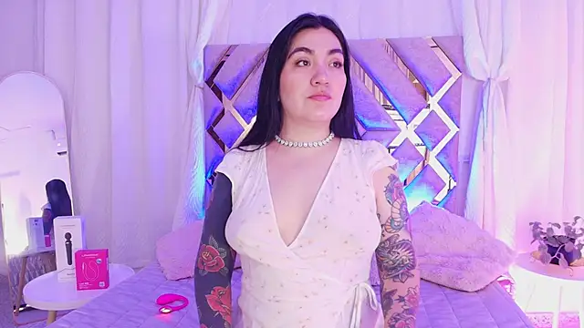 KathiaJenner online show from May 28, 11:07 am