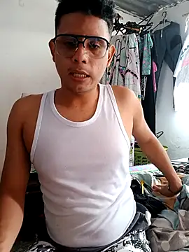 ClarkAndBruno online show from February 3, 7:41 pm