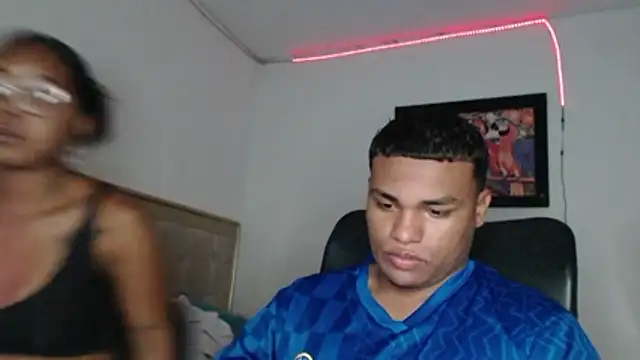 Snapshot of girl_sexy27 chatting on February 10, 2:43 pm girl sexy27 online show from February 10, 2:43 pm