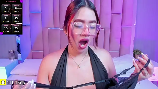 Snapshot of Saoryy__ chatting on February 10, 9:41 pm Saoryy online show from February 10, 9:41 pm