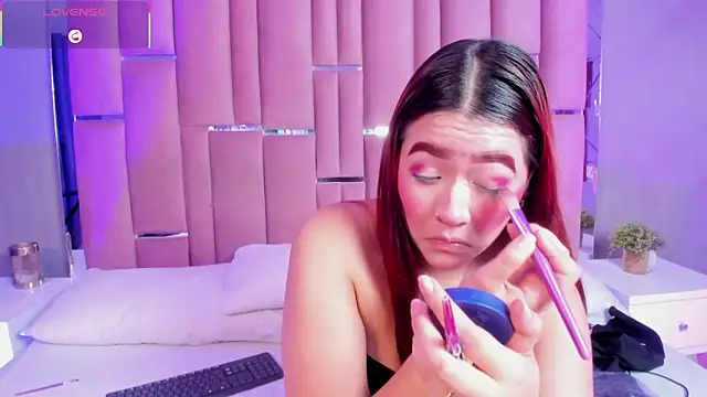 Snapshot of Saoryy__ chatting on February 17, 10:05 pm Saoryy online show from February 17, 10:05 pm