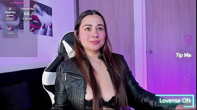 Snapshot of saray_mendozaa chatting on February 21, 5:36 pm saray mendozaa online show from February 21, 5:36 pm