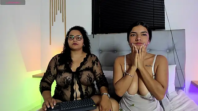  kimmygrey online show from March 3, 7:31 pm