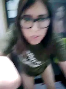 Snapshot of Eide-26 chatting on February 1, 5:06 am Eide-26 online show from February 1, 5:06 am