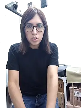 Snapshot of Eide-26 chatting on February 19, 5:31 pm Eide-26 online show from February 19, 5:31 pm