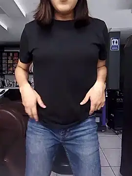 Snapshot of Eide-26 chatting on February 20, 5:02 pm Eide-26 online show from February 20, 5:02 pm