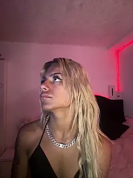 andyy x online show from April 12, 10:26 pm