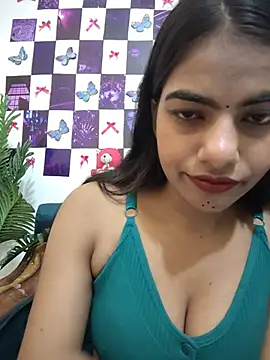 Snapshot of Alisha_Babyy chatting on July 4, 1:56 am Alisha Babyy online show from July 4, 1:56 am