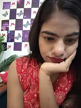 Snapshot of Alisha_Babyy chatting on July 15, 1:44 am Alisha Babyy online show from July 15, 1:44 am