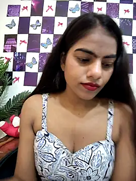 Snapshot of Alisha_Babyy chatting on July 17, 2:40 am Alisha Babyy online show from July 17, 2:40 am