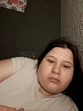 Snapshot of TUWACHA7777 chatting on February 19, 3:24 am TUWACHA7777 online show from February 19, 3:24 am