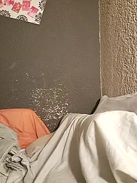 Snapshot of TUWACHA7777 chatting on February 20, 2:41 am TUWACHA7777 online show from February 20, 2:41 am