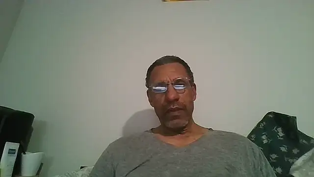 Snapshot of swimmer2496 chatting on February 22, 11:03 pm swimmer2496 online show from February 22, 11:03 pm