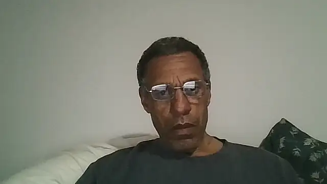 swimmer2496 online show from May 7, 2:50 am