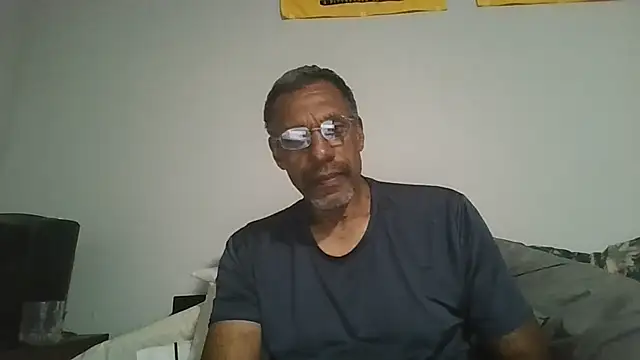 swimmer2496 online show from July 8, 2:38 am
