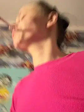 Snapshot of Alis_Roxy chatting on February 6, 3:55 am Alis Roxy online show from February 6, 3:55 am