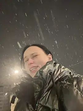 Snapshot of Alis_Roxy chatting on February 25, 12:53 am Alis Roxy online show from February 25, 12:53 am