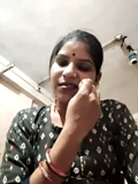 Snapshot of Radha_hot chatting on July 7, 4:11 pm Radha hot online show from July 7, 4:11 pm