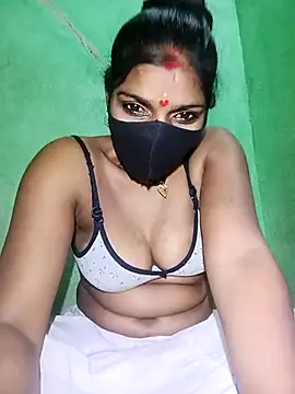 Snapshot of Cute__tanu chatting on February 8, 5:38 pm Cute tanu online show from February 8, 5:38 pm