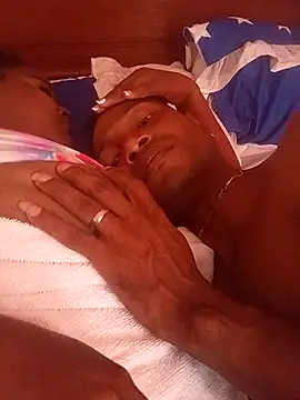 JairoR5 online show from April 6, 9:05 pm