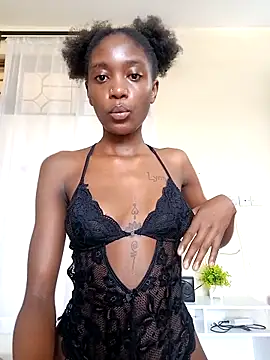 Snapshot of Silk_Hennessy chatting on March 1, 10:28 am Silk Hennessy online show from March 1, 10:28 am