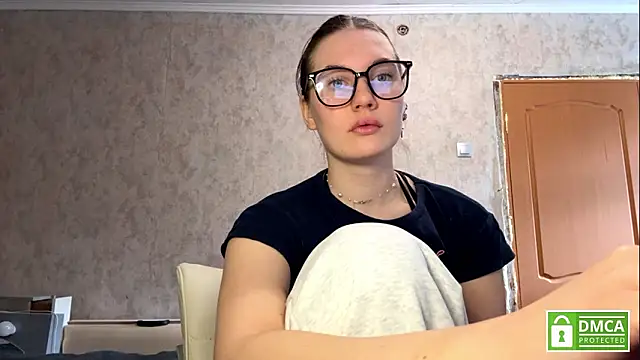 Jolievic online show from March 6, 10:12 am