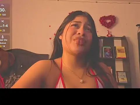 Snapshot of BadKittyy chatting on February 19, 6:42 am BadKittyy online show from February 19, 6:42 am