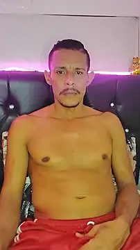 juanmaur22 online show from March 12, 5:08 pm