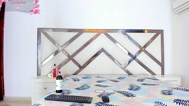 tifanibrown online show from February 17, 1:51 pm