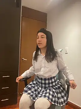Snapshot of Sweet_t3Em chatting on May 16, 10:36 am Sweet t3Em online show from May 16, 10:36 am