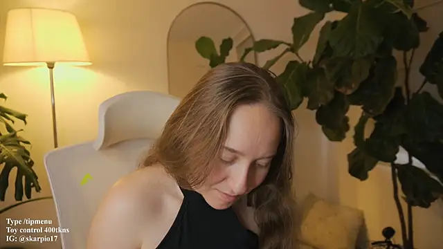 Snapshot of Scarlett_NoirMuse chatting on February 20, 9:59 pm Scarlett NoirMuse online show from February 20, 9:59 pm