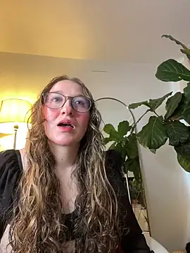 Scarlett NoirMuse online show from April 11, 6:56 pm