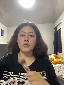 lizzy luminair online show from February 6, 3:22 am