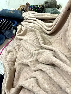 gabrielacachorra online show from January 18, 3:32 am