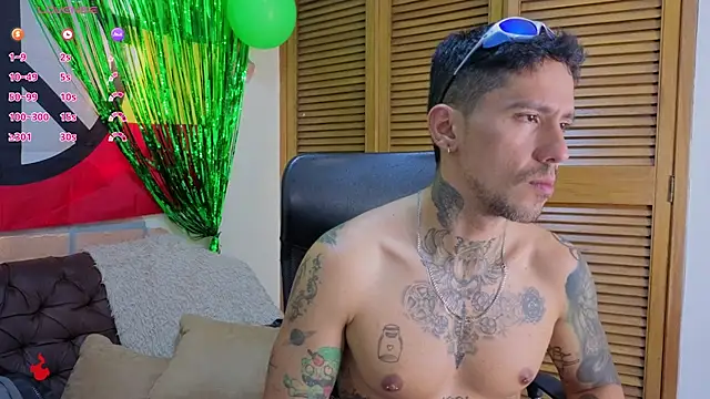 mister eithan online show from April 5, 2:09 am