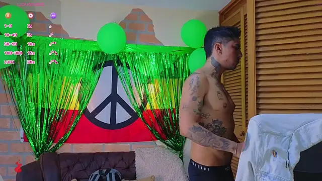 mister eithan online show from April 8, 2:11 am