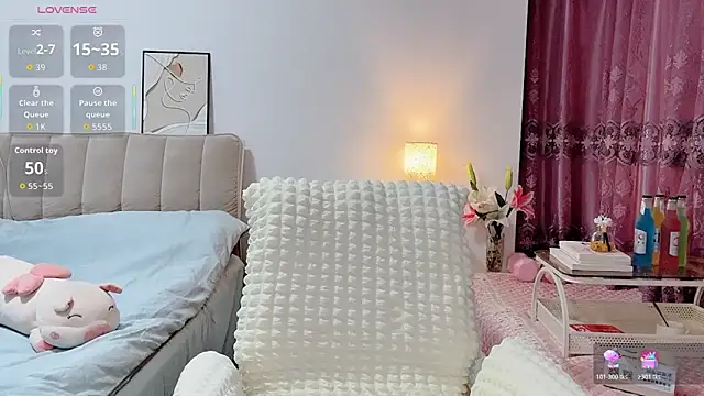 10ve1y online show from March 27, 12:16 pm