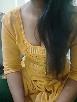 Snapshot of Ayesha_Khan1 chatting on February 12, 4:40 am Ayesha Khan1 online show from February 12, 4:40 am