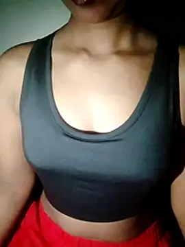 Snapshot of Ayesha_Khan1 chatting on February 21, 4:46 am Ayesha Khan1 online show from February 21, 4:46 am