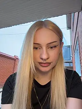 DayaFoxy online show from March 26, 1:17 pm