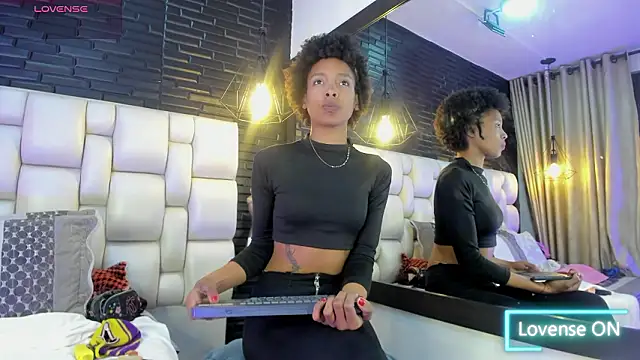 Afrodita Greenn online show from February 20, 3:47 am