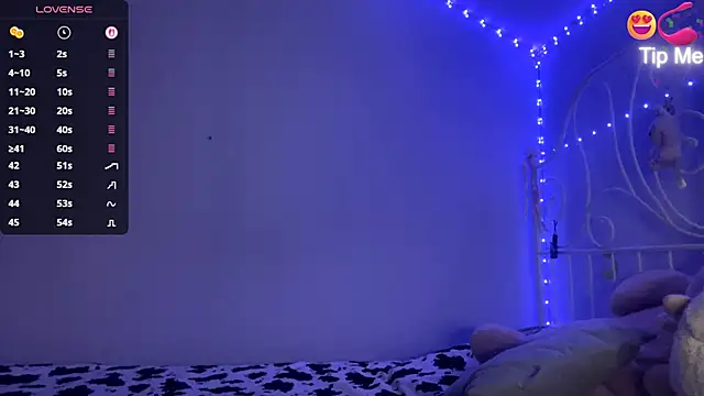 Snapshot of MistressBabe chatting on February 8, 2:53 pm MistressBabe online show from February 8, 2:53 pm