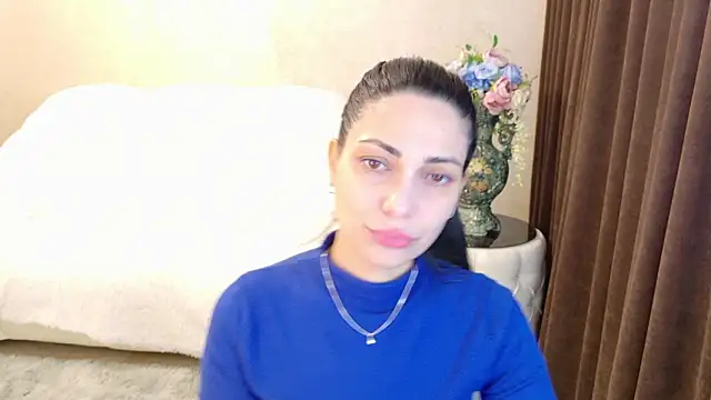 LovelyBeatrice online show from February 17, 8:11 am